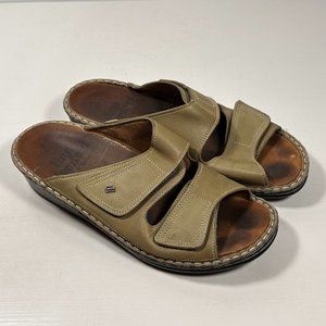 Finn Comfort Germany Sandals Women Size 40 euro